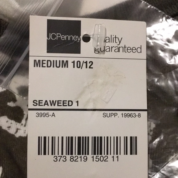 NWTs Arizona Seaweed butterfly print top Sz 10/12 - Picture 7 of 8